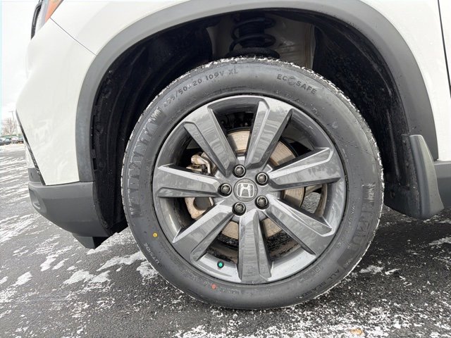 Used 2023 Honda Pilot Sport image 12