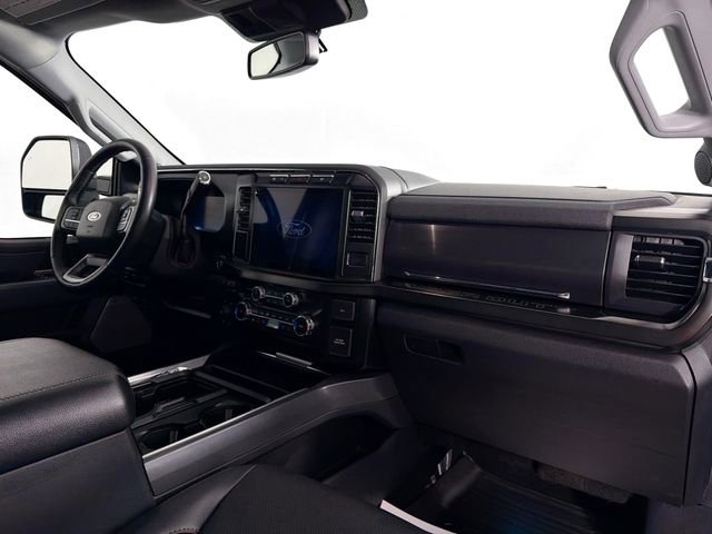 Used 2024 Ford F350 Lariat image 33