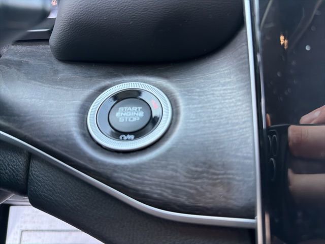 Used 2021 Jeep Grand Cherokee L Limited image 24