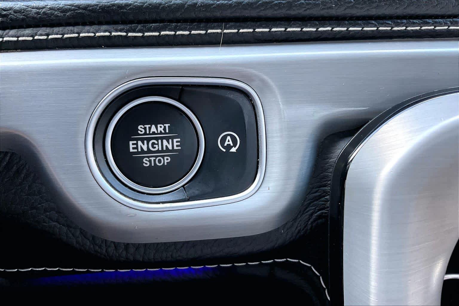 Used 2020 Mercedes-Benz G 550 w/ G Manufaktur Interior Package image 32