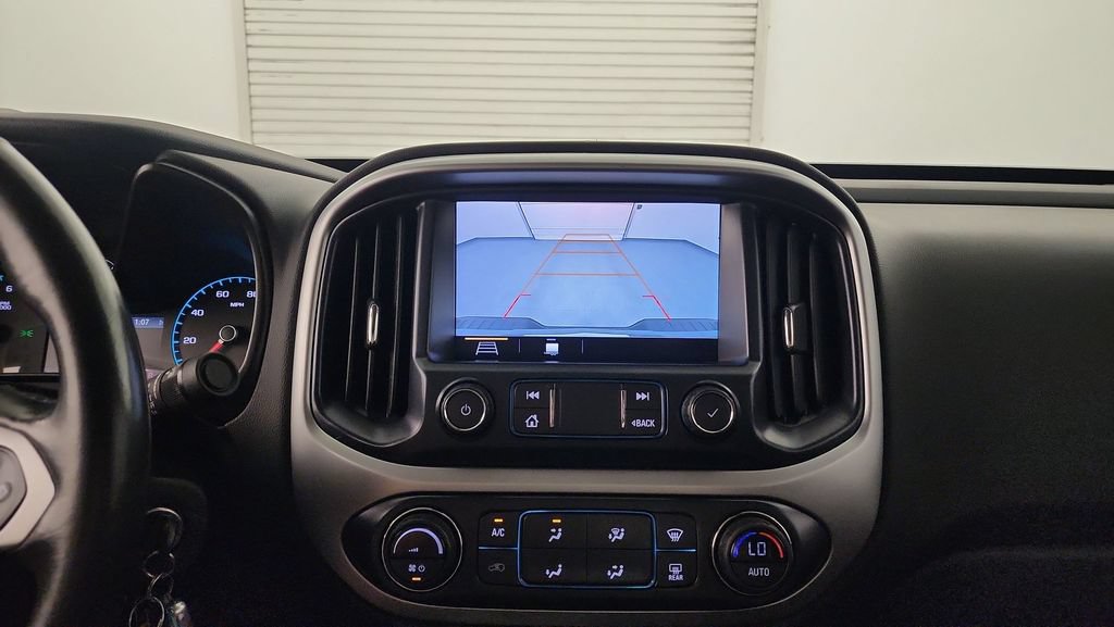 Used 2019 Chevrolet Colorado ZR2 w/ ZR2 Midnight Special Edition AWD/4WD image 21