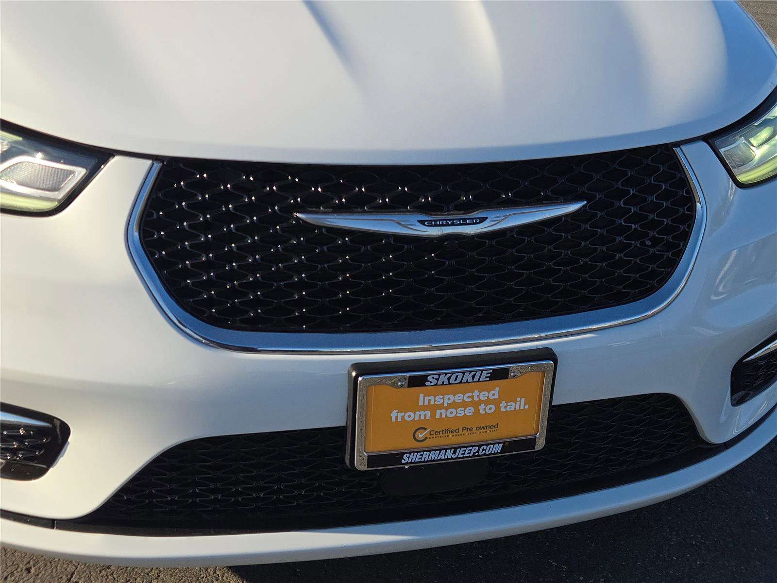 Certified 2023 Chrysler Pacifica Limited FWD image 7