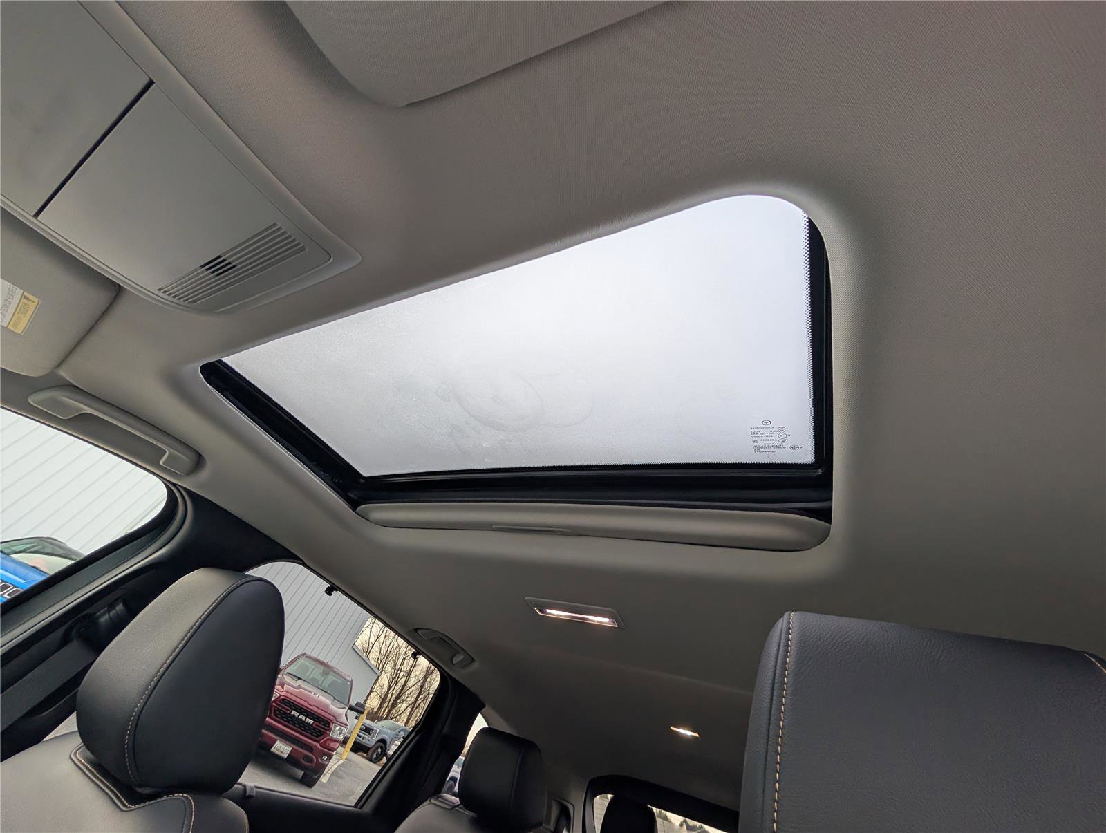 Used 2024 MAZDA CX-90 3.3 Turbo w/ Preferred Plus image 31