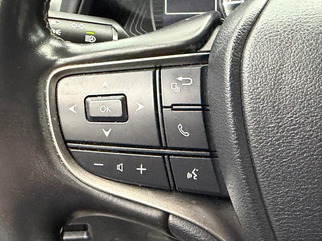 Used 2021 Lexus UX 200 w/ Accessory Package (Z1) FWD image 29