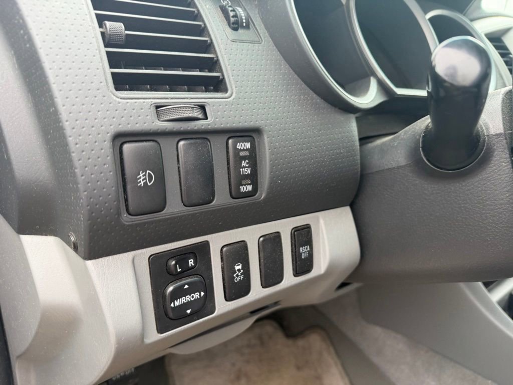 Used 2011 Toyota Tacoma 4x4 Double Cab w/ TRD Sport Pkg image 8