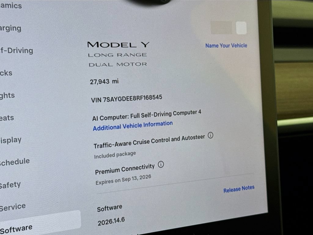 Used 2024 Tesla Model Y Long Range AWD/4WD image 12