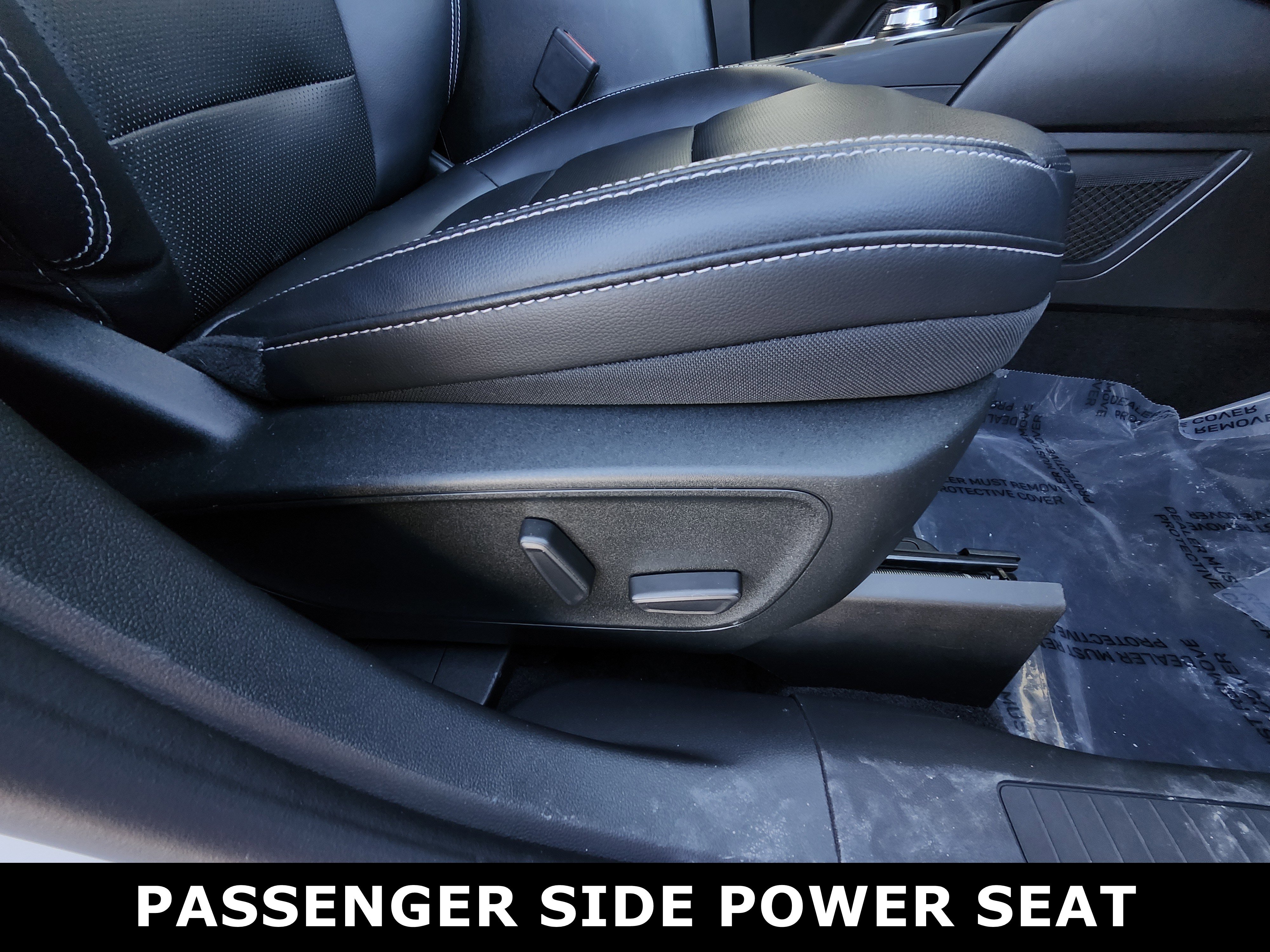 Used 2022 Ford Escape Titanium w/ Class II Trailer Tow Package image 26