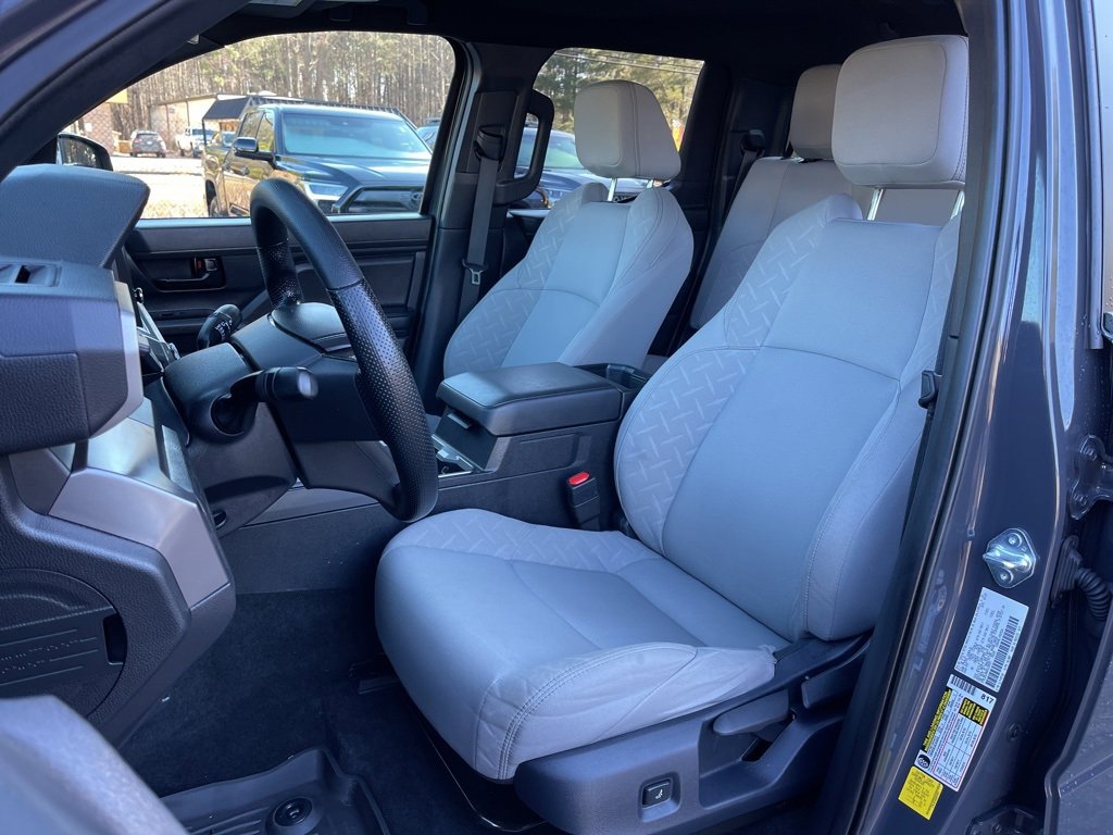 Used 2025 Toyota Tacoma SR5 image 19