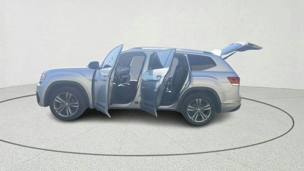 Used 2018 Volkswagen Atlas SE w/ R-Line Package image 11