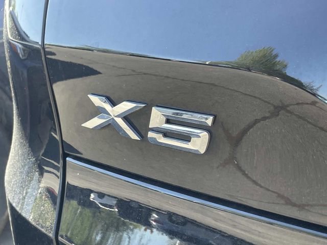 Used 2021 BMW X5 xDrive40i w/ Parking Assistance Package image 11