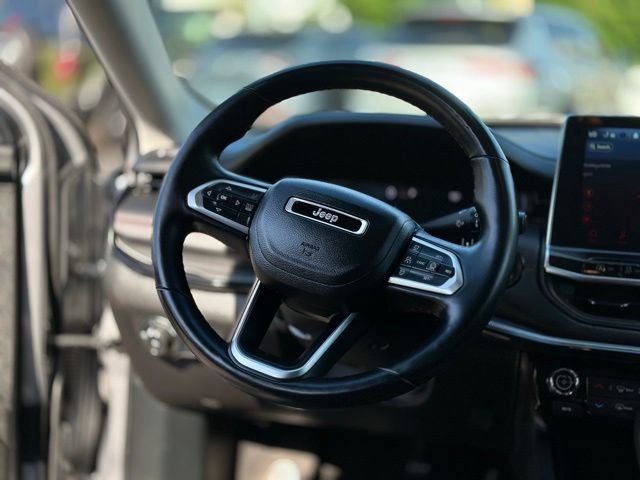 Used 2022 Jeep Compass Trailhawk w/ Trailhawk Elite Group AWD/4WD image 17