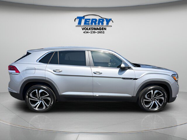 Used 2023 Volkswagen Atlas Cross Sport SEL AWD/4WD image 1