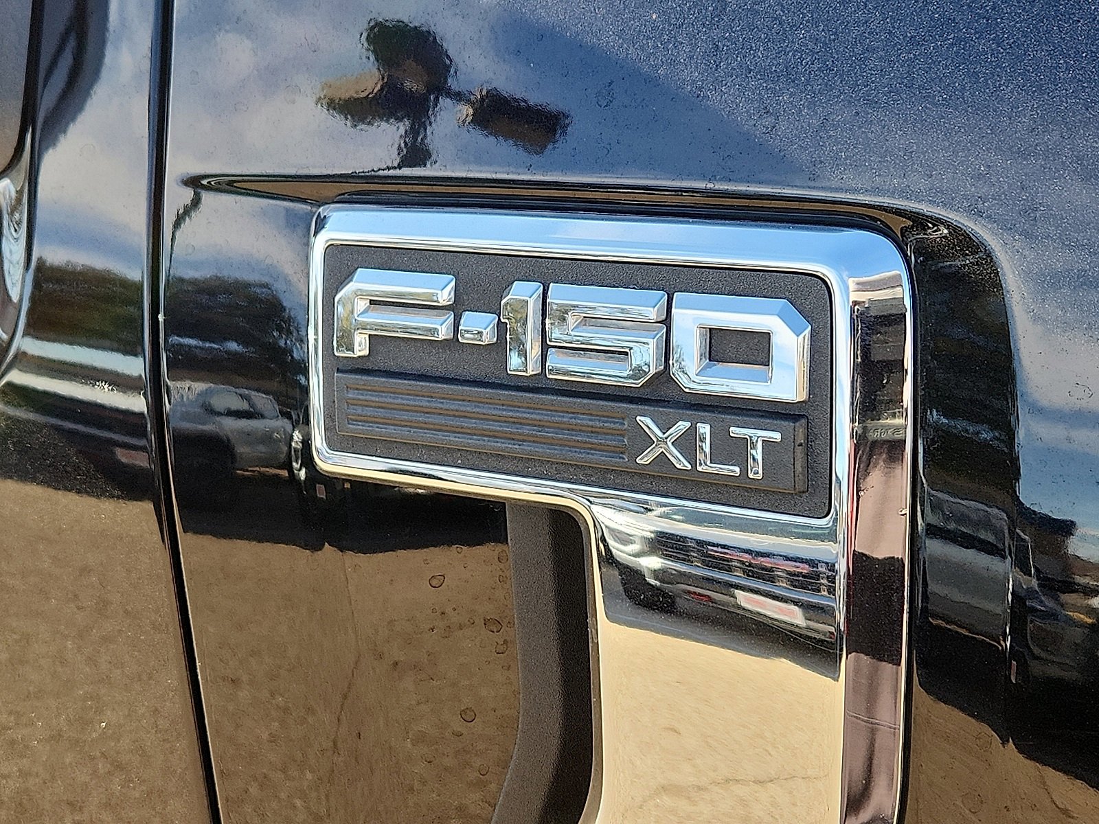Used 2022 Ford F150 XLT image 8