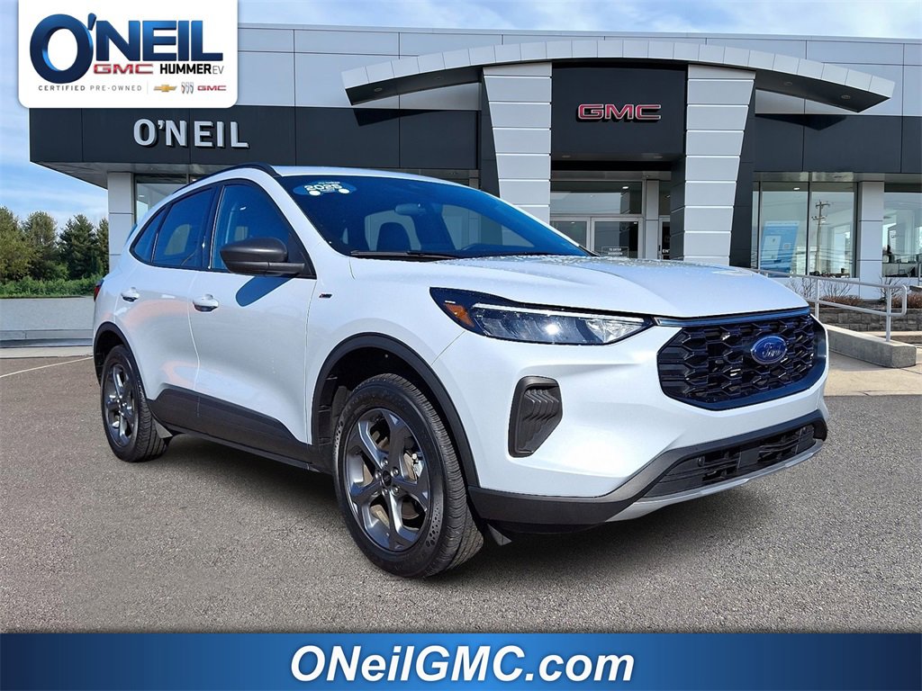 Used 2025 Ford Escape ST-Line image 1