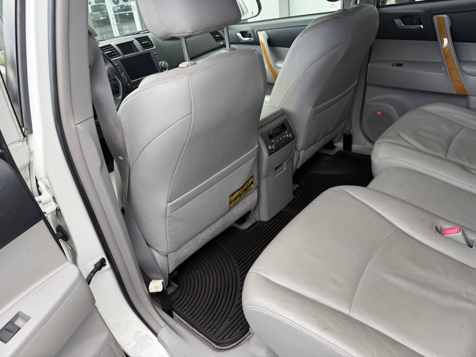 Used 2008 Toyota Highlander Limited AWD/4WD image 13