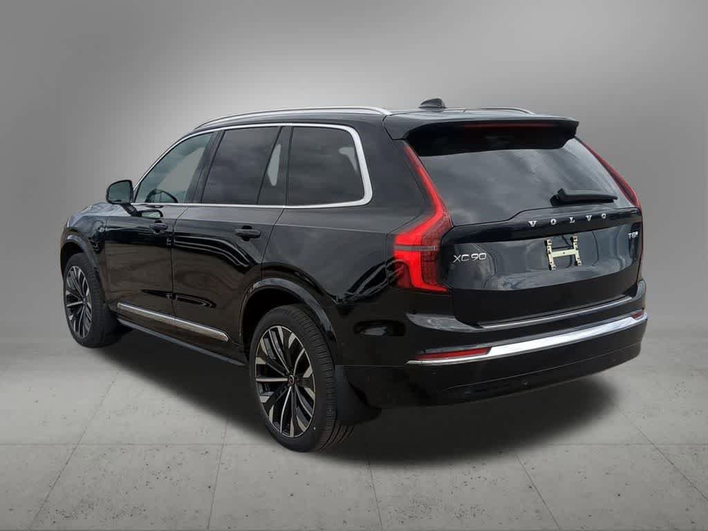New 2026 Volvo XC90 T8 Plus w/ Protection Package Premier AWD/4WD image 4