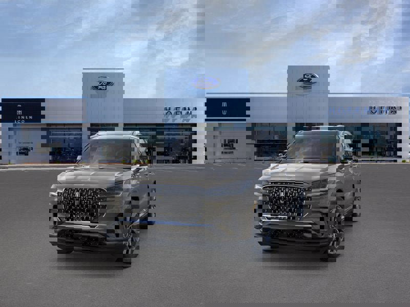 New 2025 Lincoln Aviator AWD w/ Equipment Group 101A image 2