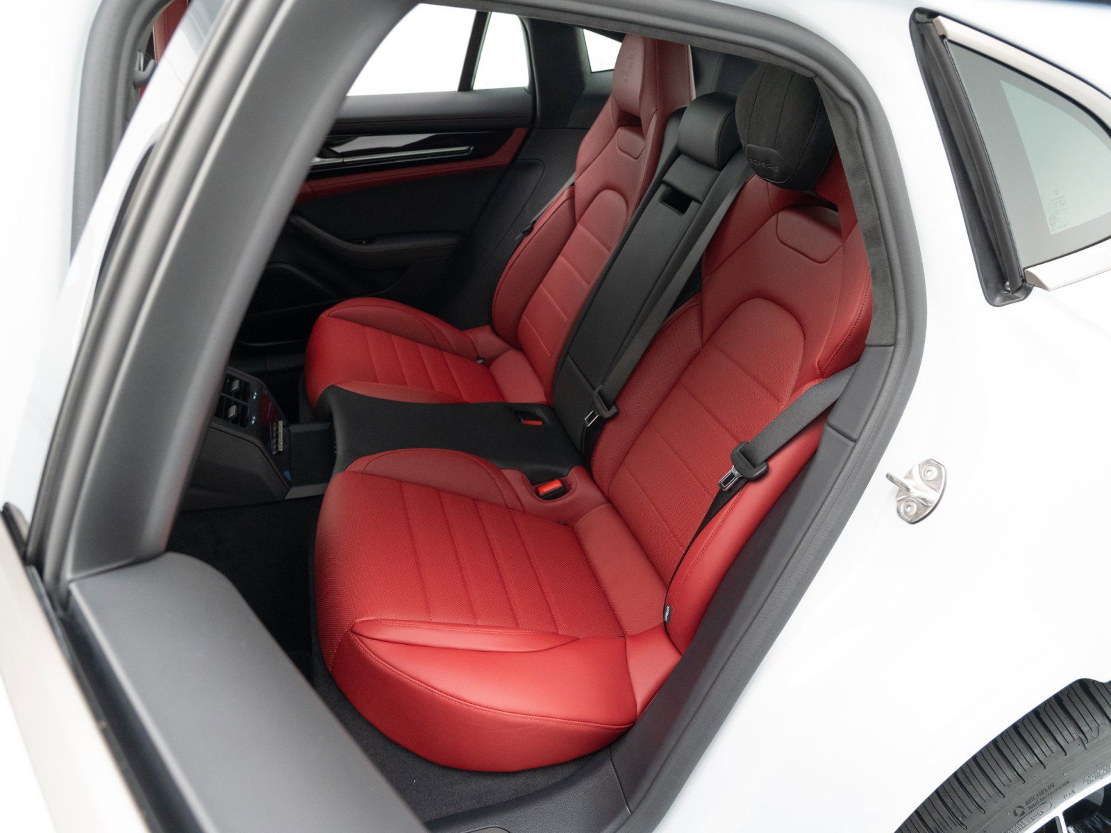 New 2026 Porsche Panamera Turbo image 31
