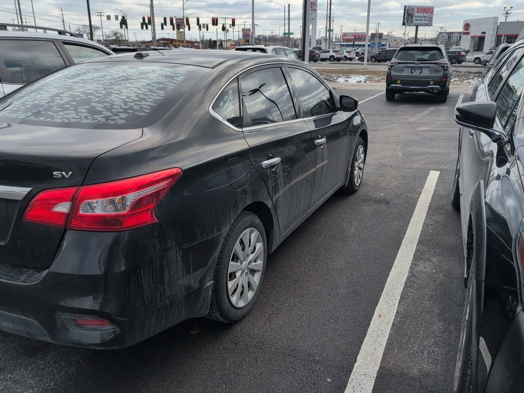 Used 2016 Nissan Sentra SV image 3