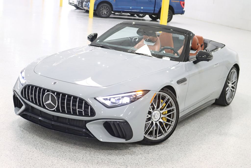 Used 2022 Mercedes-Benz SL 55 AMG 4MATIC w/ Driver Assistance Package image 7