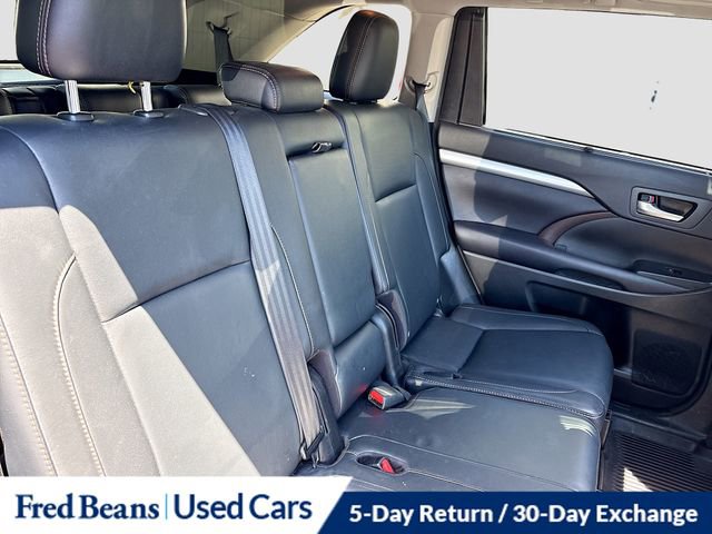 Used 2016 Toyota Highlander XLE AWD/4WD image 36