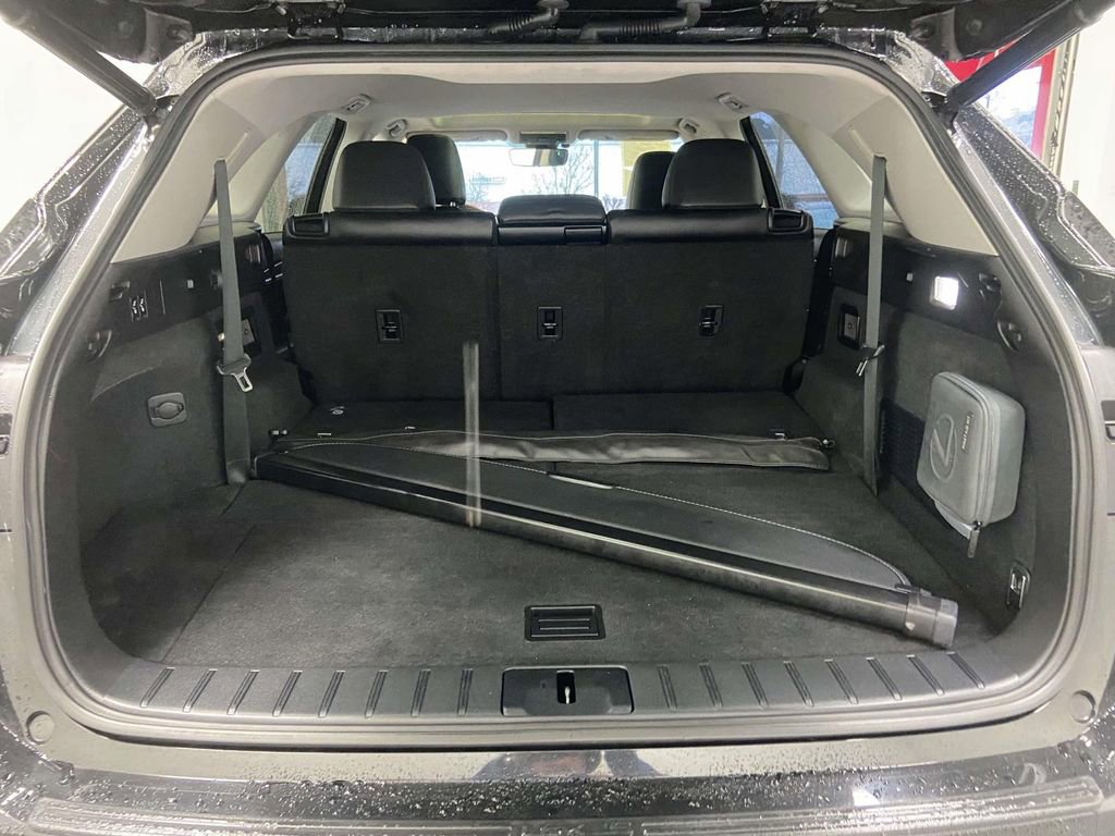 Used 2022 Lexus RX 350L FWD w/ Premium Package image 11