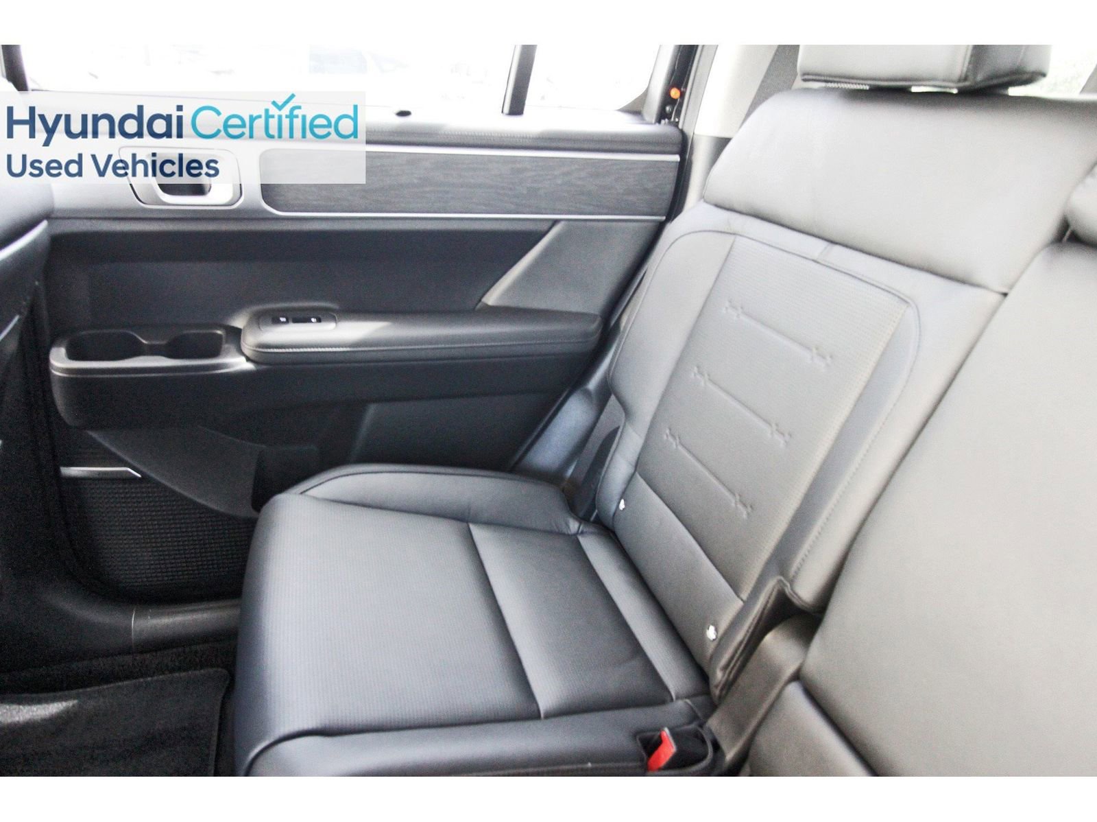 Used 2025 Hyundai Santa Fe Limited image 15