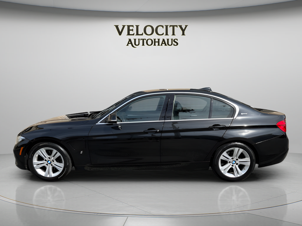 Used 2017 BMW 330e RWD image 4