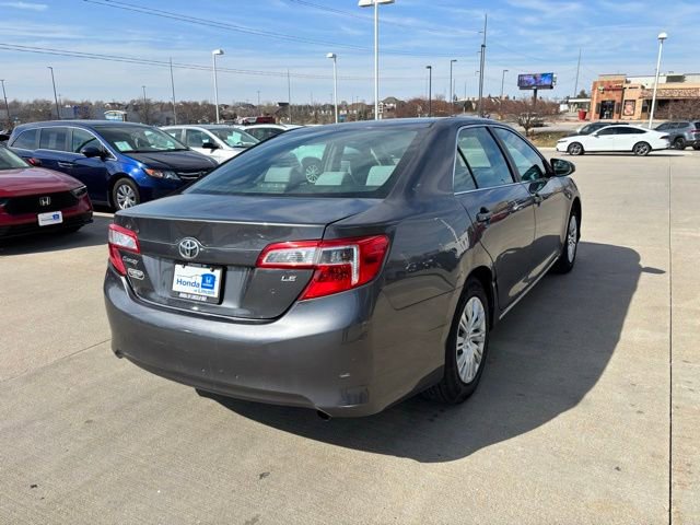 Used 2012 Toyota Camry LE image 5