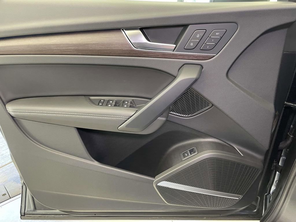 New 2025 Audi Q5 2.0T Premium Plus image 35