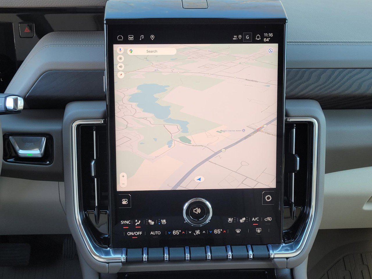 New 2026 GMC Yukon XL Denali w/ Denali Reserve Package image 17