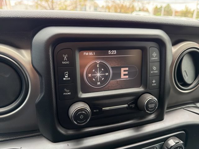 Used 2020 Jeep Wrangler Unlimited Sport S AWD/4WD image 23