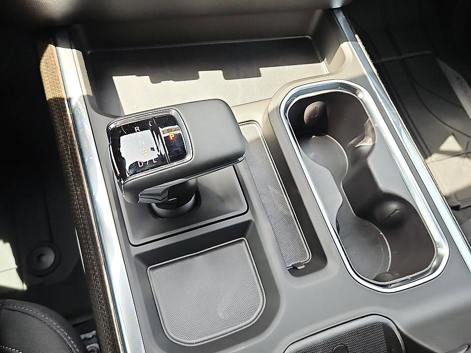 New 2026 Chevrolet Silverado 1500 LT w/ Z71 Off-Road Package AWD/4WD image 19