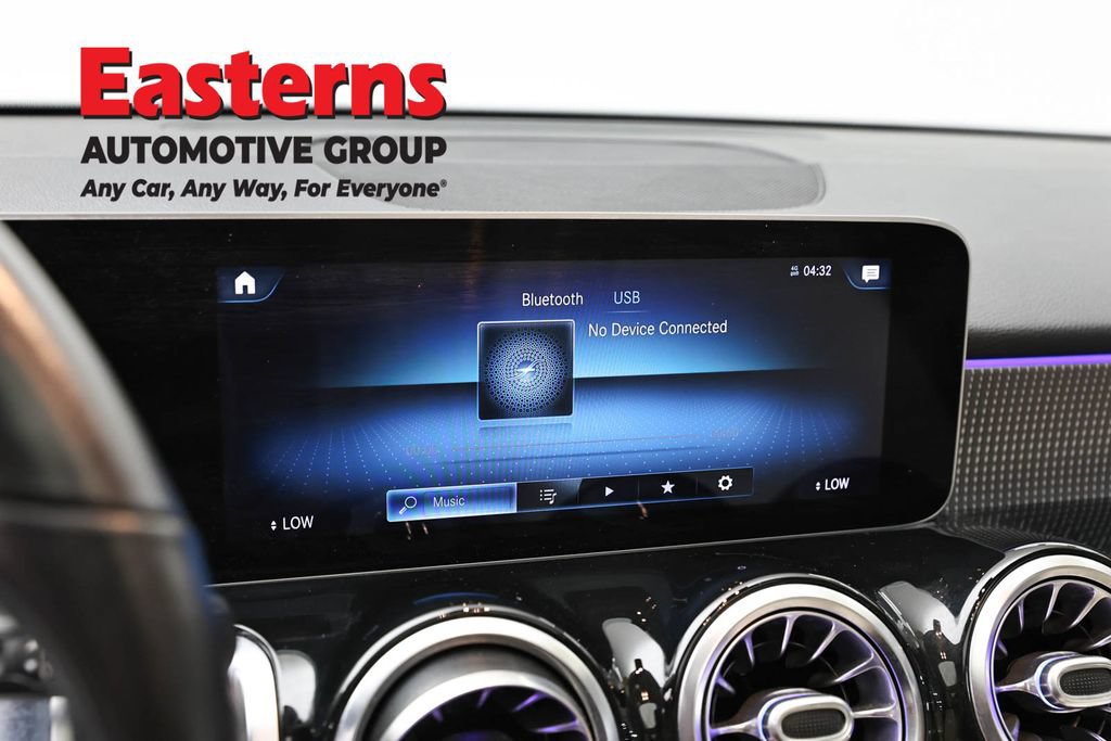 Used 2021 Mercedes-Benz GLB 250 4MATIC image 22