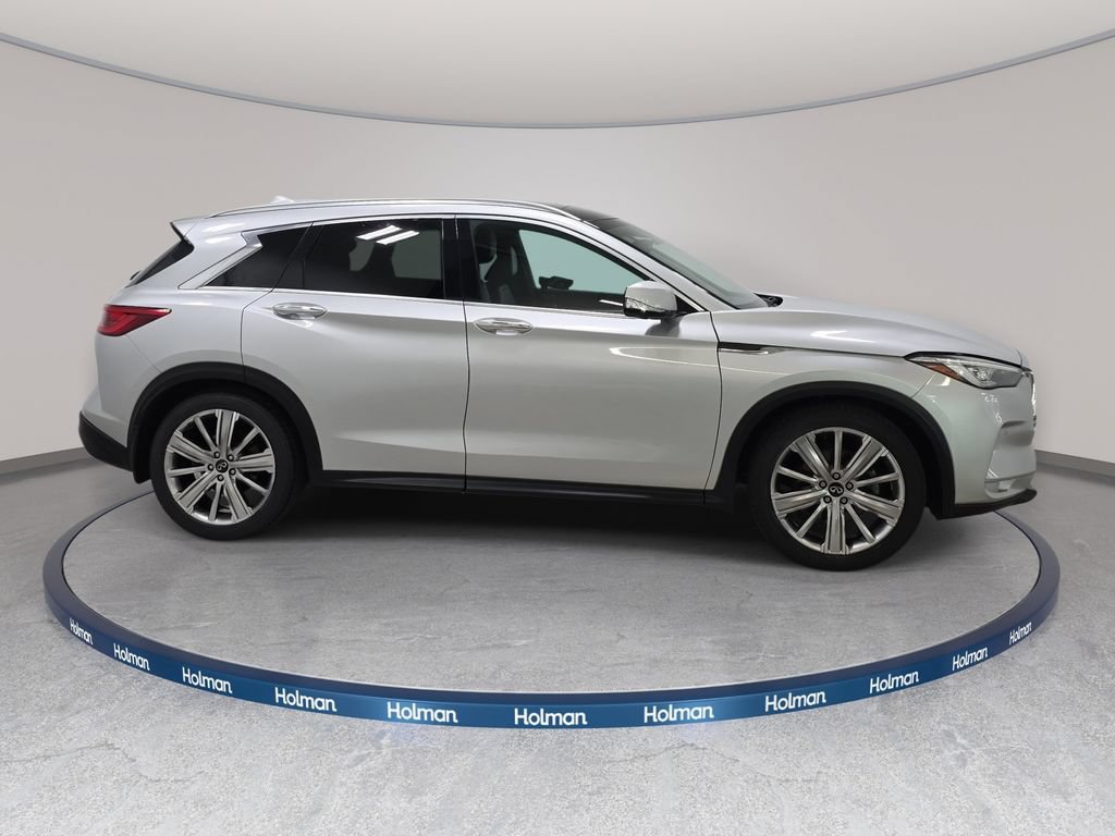Certified 2020 INFINITI QX50 Sensory w/ Climate Package AWD/4WD image 4