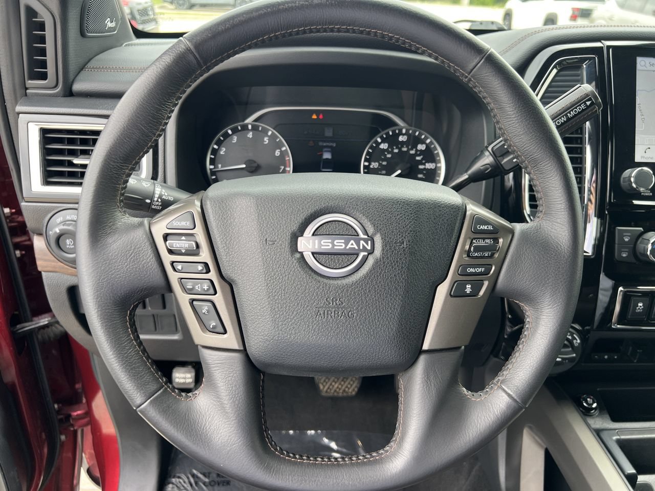 Used 2024 Nissan Titan Platinum Reserve w/ Moonroof Package AWD/4WD image 11