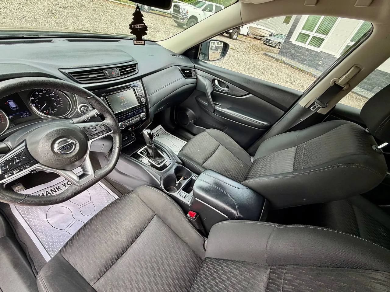 Used 2019 Nissan Rogue SV AWD/4WD image 7