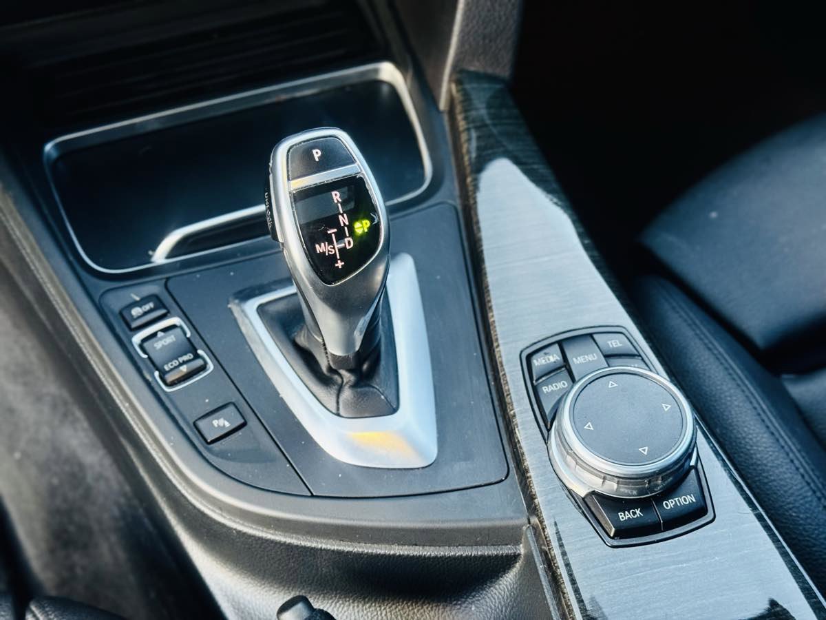 Used 2016 BMW 328i Sedan image 25