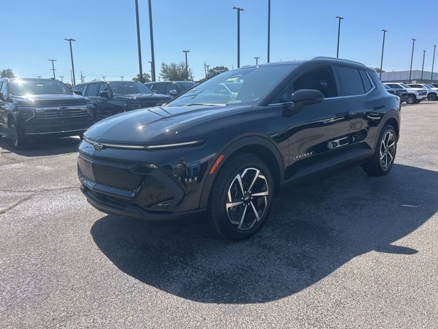 New 2026 Chevrolet Equinox EV LT image 7