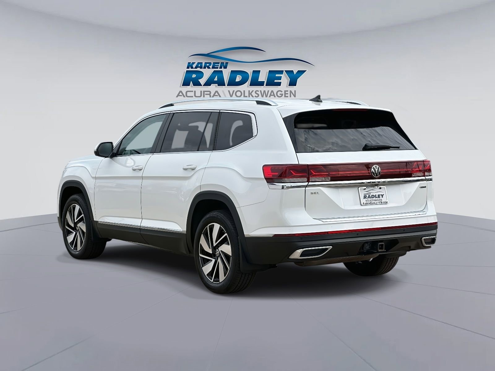 Certified 2024 Volkswagen Atlas SEL image 4