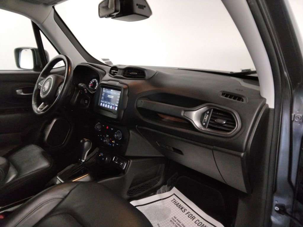 Used 2020 Jeep Renegade Limited w/ Safety and Security Group AWD/4WD image 44