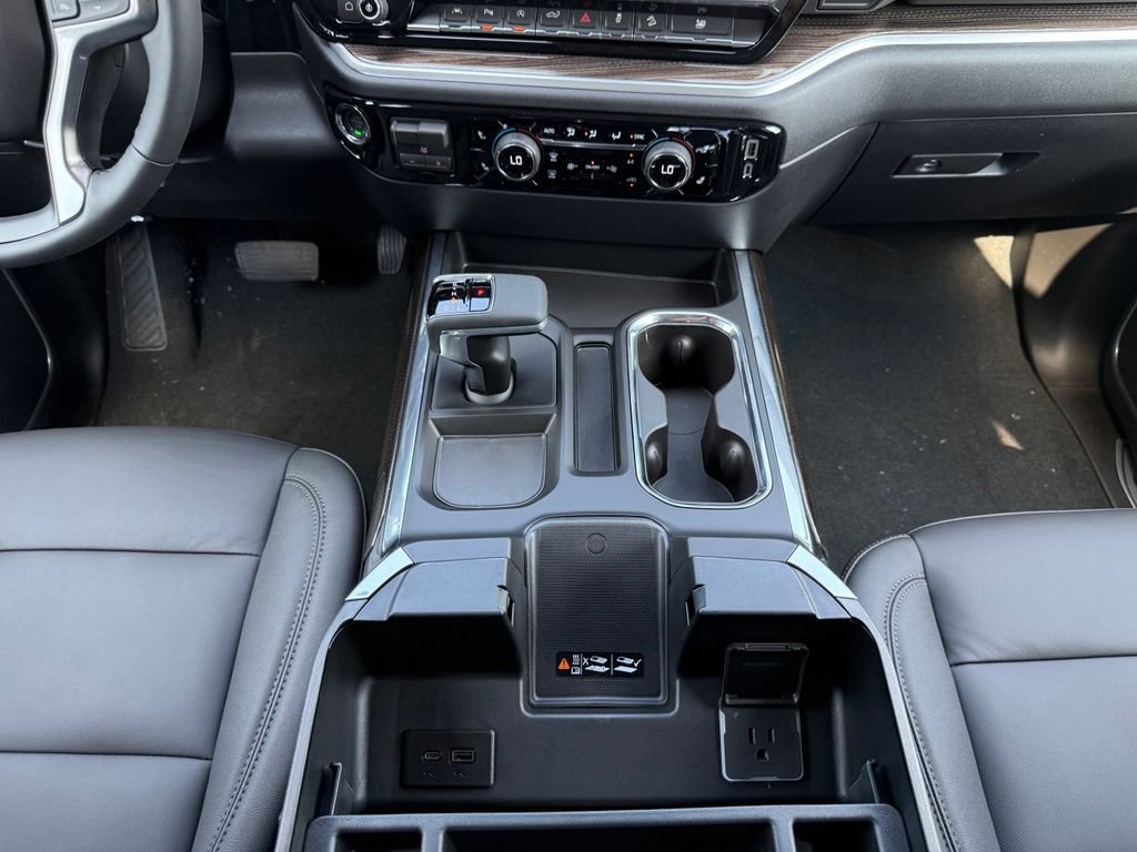 New 2026 Chevrolet Silverado 1500 LT w/ Z71 Off-Road Package AWD/4WD image 11
