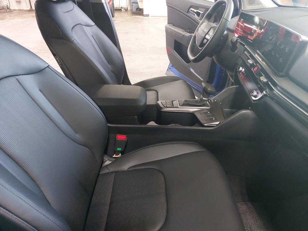 New 2026 Kia Sportage EX AWD/4WD image 10