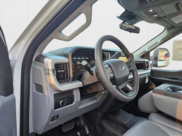 New 2025 Ford F450 XL image 3