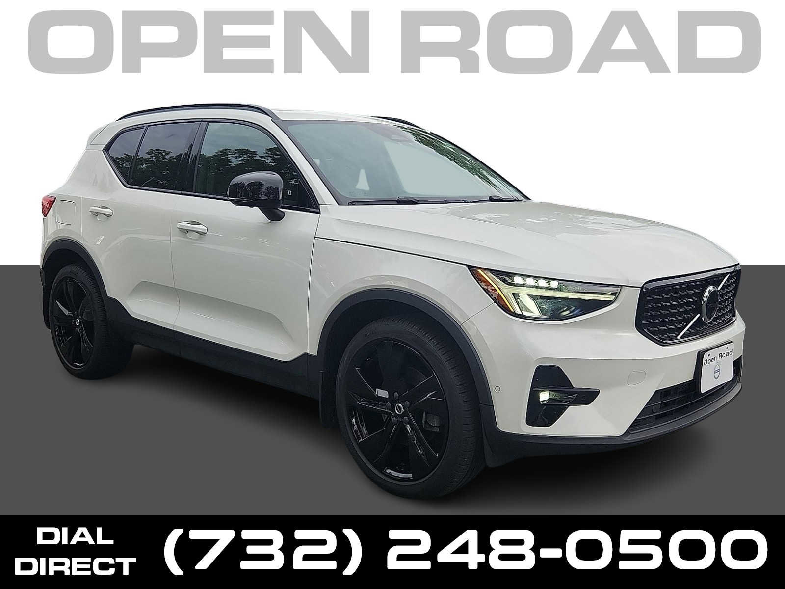 Used 2023 Volvo XC40 B5 Plus w/ Driver Assist Package AWD/4WD image 1