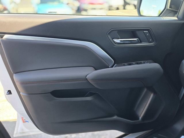 Used 2026 Chevrolet Colorado Z71 AWD/4WD image 29