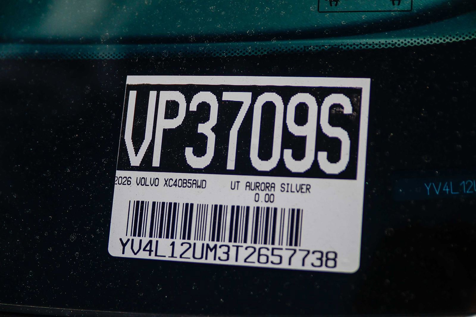 Used 2026 Volvo XC40 B5 Ultra w/ Climate Package image 33