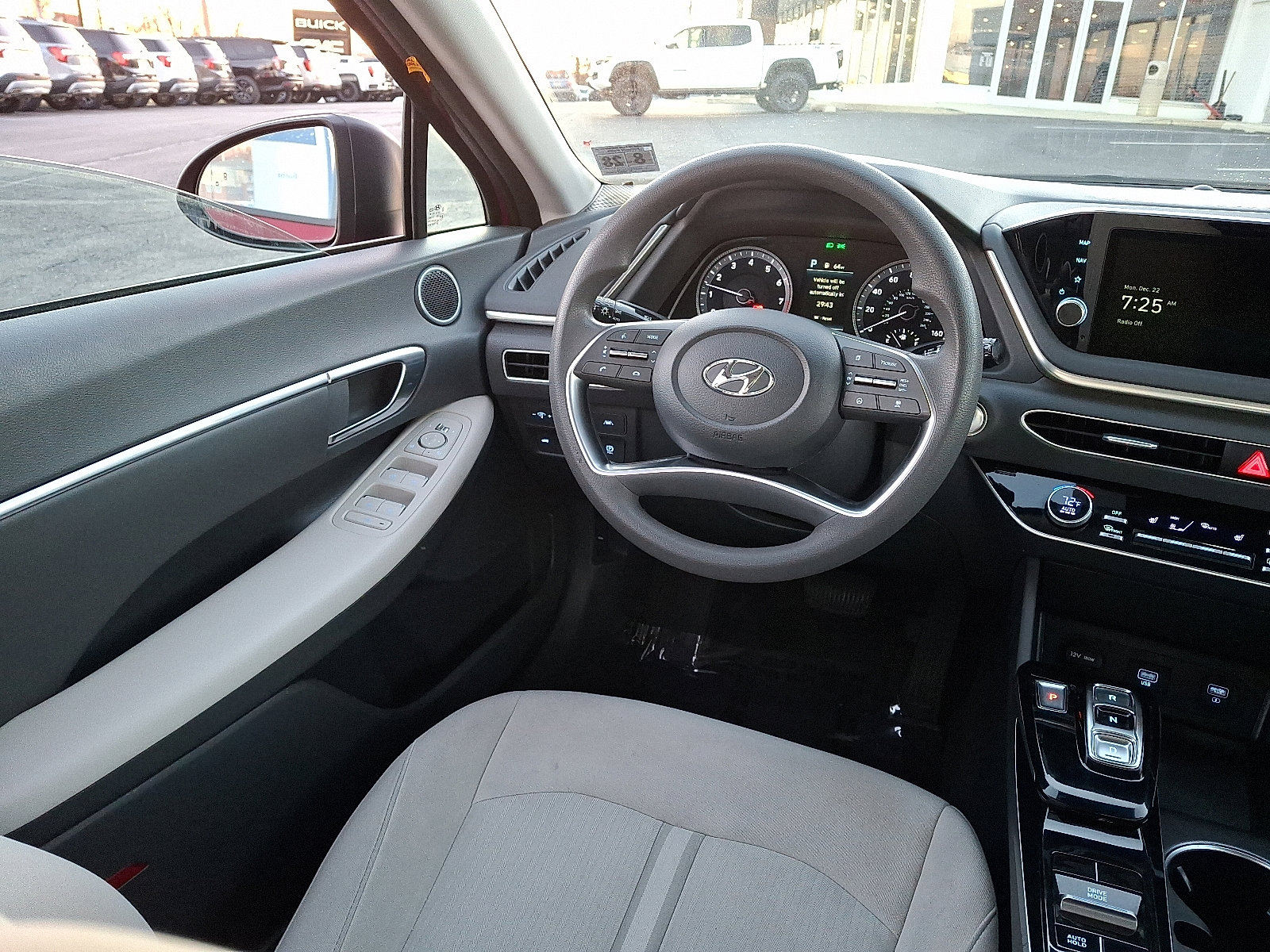 Certified 2023 Hyundai Sonata SEL w/ Winter Weather Package image 14