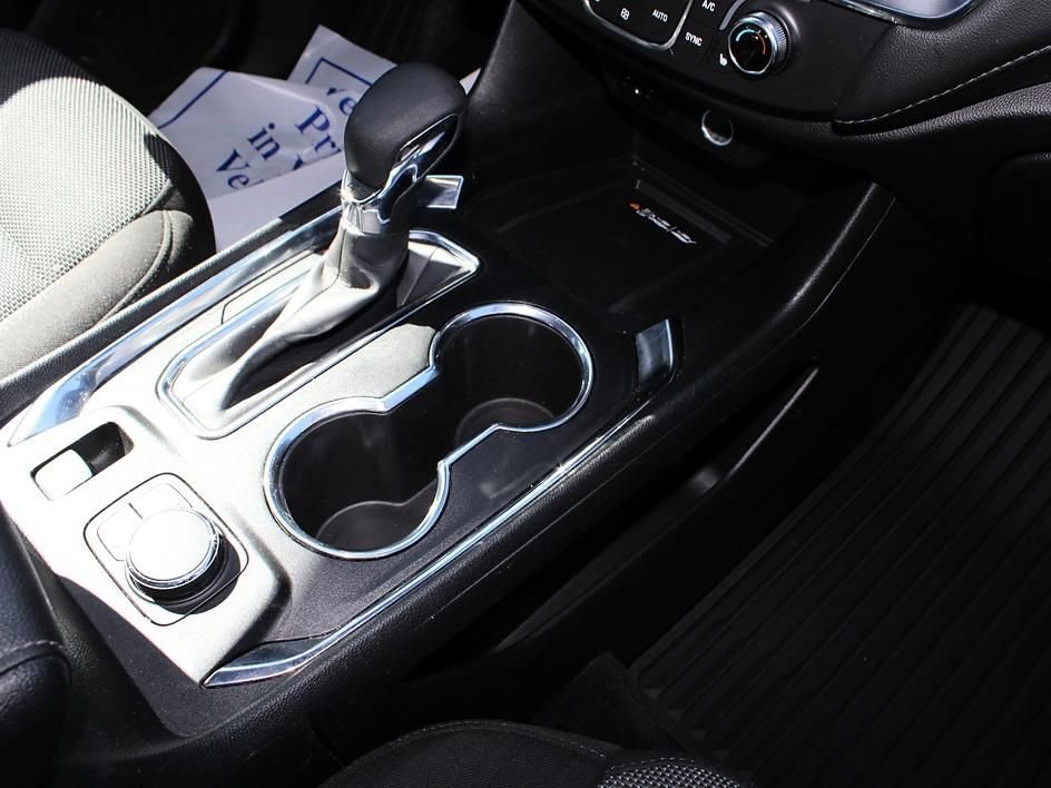 Used 2023 Chevrolet Traverse LT image 45