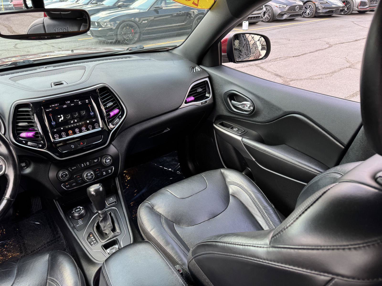 Used 2019 Jeep Cherokee High Altitude AWD/4WD image 33
